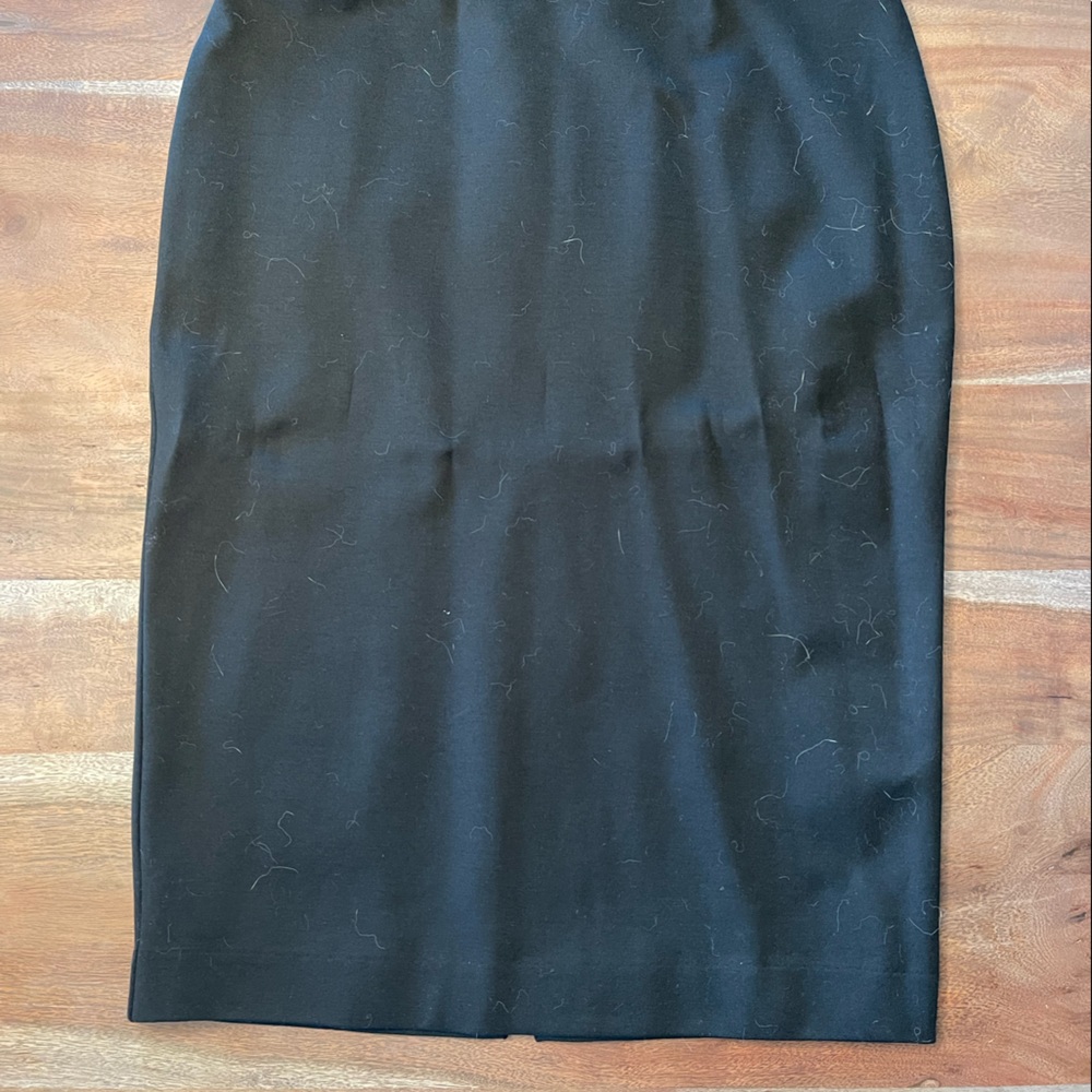 Express, womens pencil skirt, size M, tags still attached